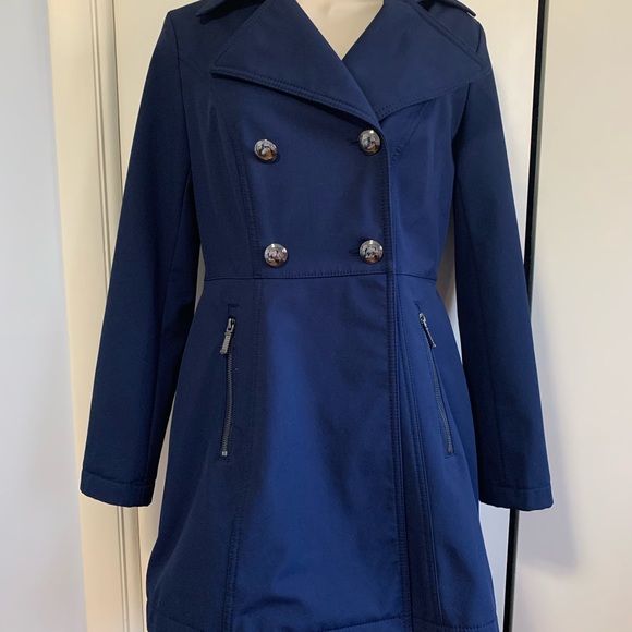 Kenneth Cole New York Double Breasted Raincoat - Picture 3 of 3